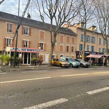 Studio Proche De Paris, Versailles Et La Defense Chaville Eksteriør billede